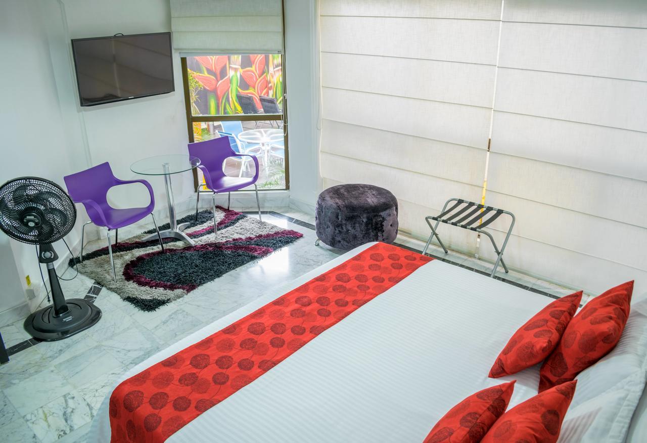 Hotel Montes De La Castellana 아르메니아 외부 사진