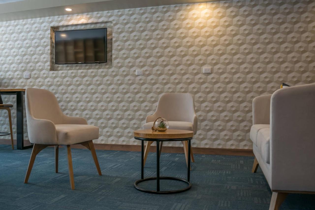 Hotel Montes De La Castellana 아르메니아 외부 사진